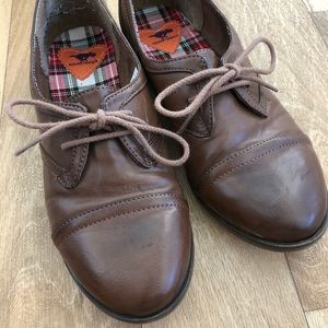 Oxford flat faux leather shoes
